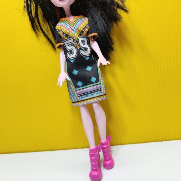 Monster High Doll Draculaura 2015 Mattel Black Hair Pink Streaks 11" Toy Figure - Picture 5 of 11